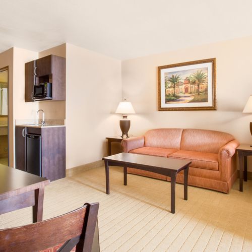 Photo of Holiday Inn Express Hotel & Suites Yuma