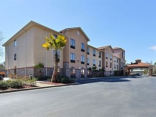 Hotel pic Comfort Suites Panama City near Tyndall AFB