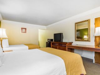 Фото отеля Quality Inn & Suites Vacaville
