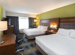 Фото отеля Holiday Inn Express Hotel & Suites Clifton Park, an IHG Hotel