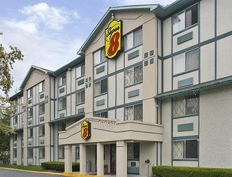 Photo of Super 8 by Wyndham Stamford/New York City Area