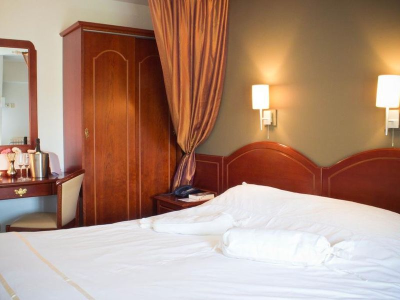 Hotel Photo 1