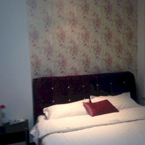 NearBy Hotel