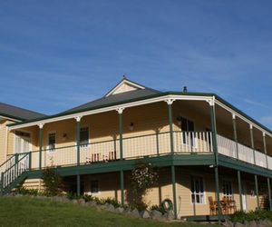 Eloura Luxury Self-Contained Bed & Breakfast Accommodation Blackmans bay Australia