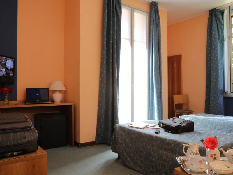 Hotel Photo 9