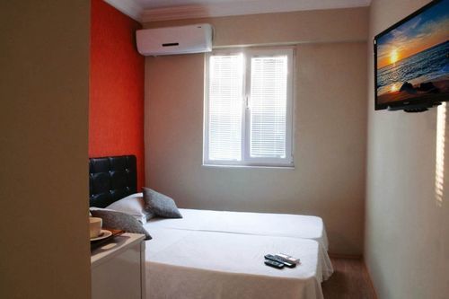 Hotel Photo 10