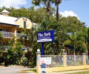 The York Beachfront Holiday Apartments Yorkeys Knob Australia