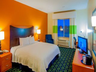 Hotel pic Fairfield Inn & Suites by Marriott Visalia Tulare