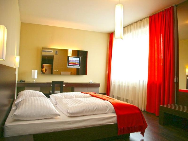 Hotel Photo 1