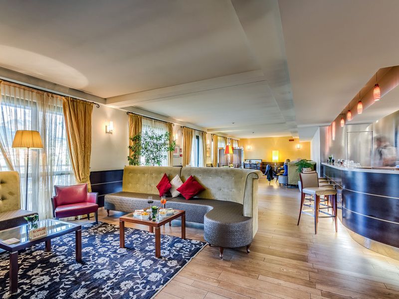 Hotel Photo 5