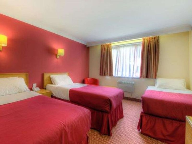 Hotel Photo 3