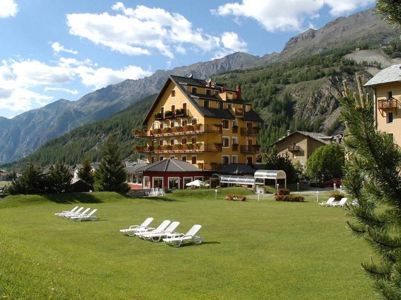 Hotel Photo 23