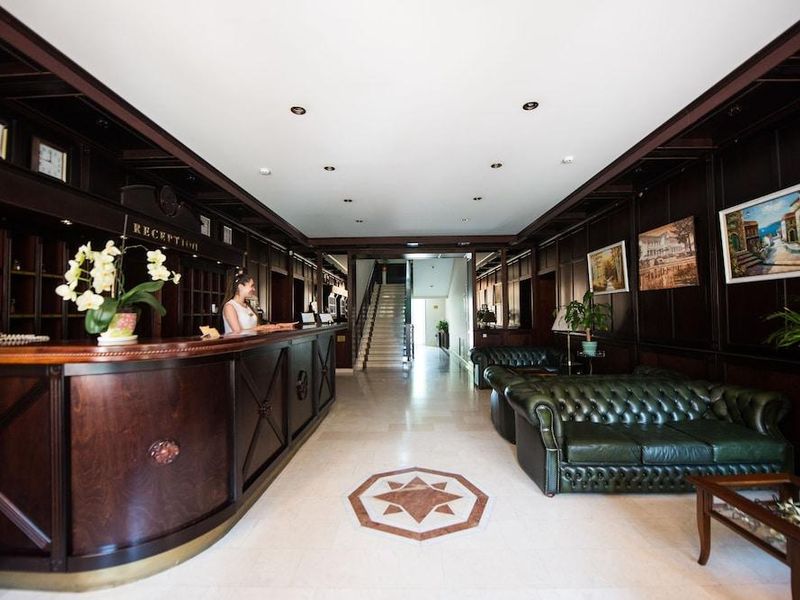 Hotel Photo 14