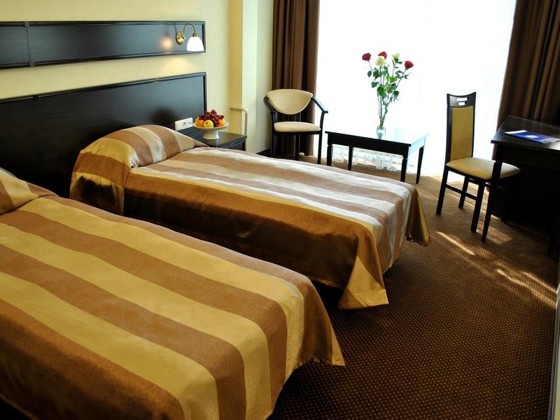 Hotel Photo 1