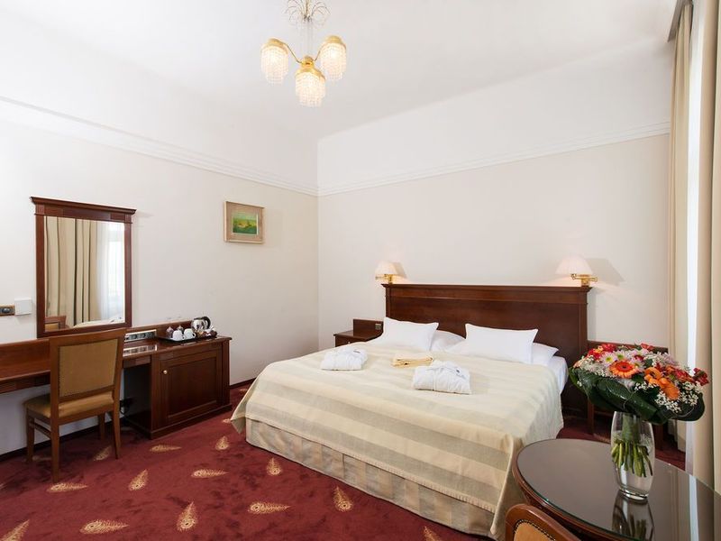 Hotel Photo 3