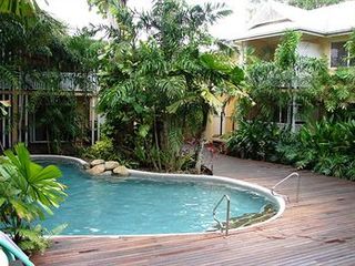 Фото отеля Palm Cove Tropic Apartments