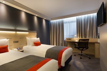 Holiday Inn Express London – Watford Junction, an IHG Hotel