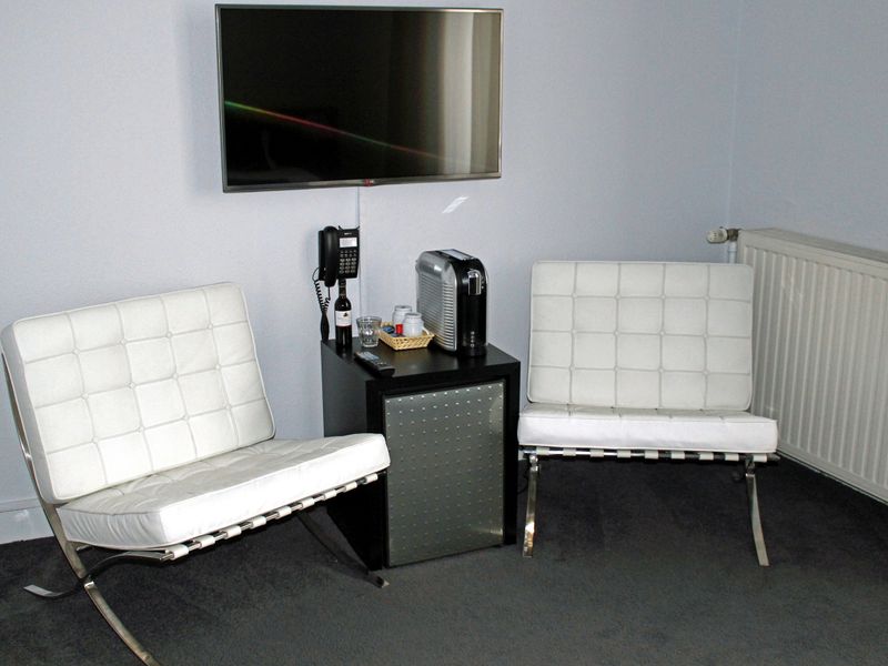 Hotel Photo 8