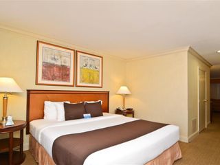 Best Western Plus All Suites Inn