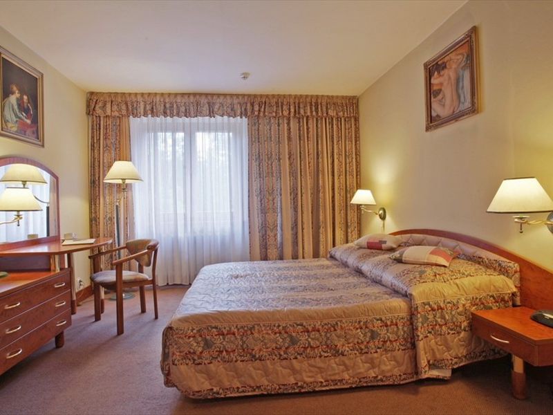 Hotel Photo 8