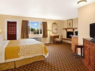 Hotel pic Days Inn by Wyndham San Simeon
