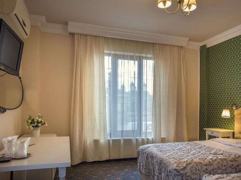 Hotel Photo 1