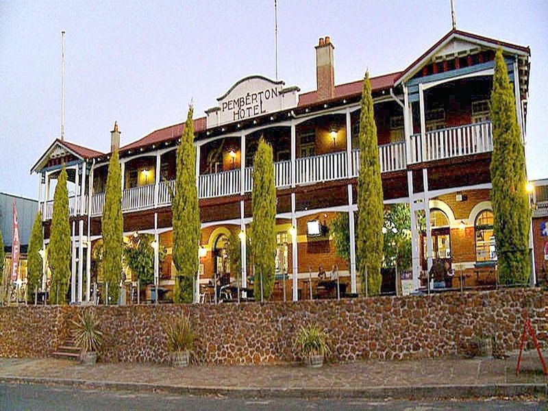 Hotel Photo 1