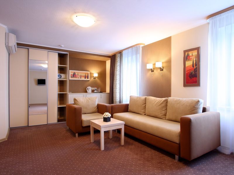 Hotel Photo 9