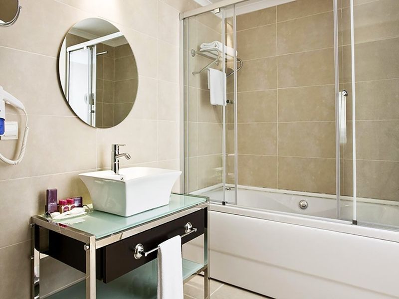 Hotel Photo 12