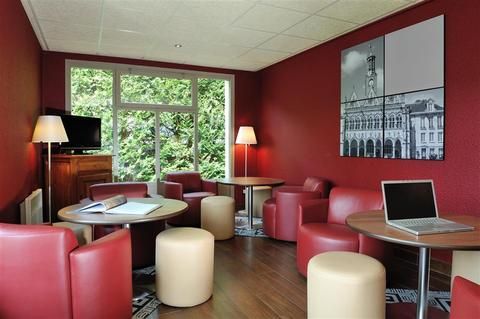 Hotel Photo 8