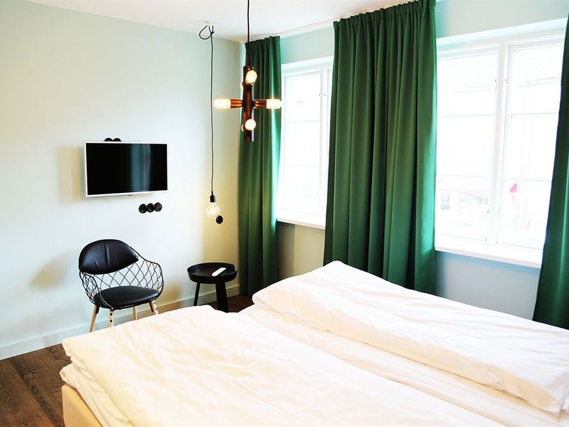 Hotel Photo 1