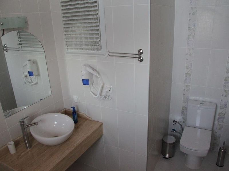 Hotel Photo 9