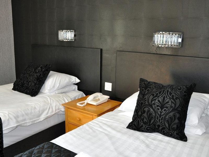 Hotel Photo 7