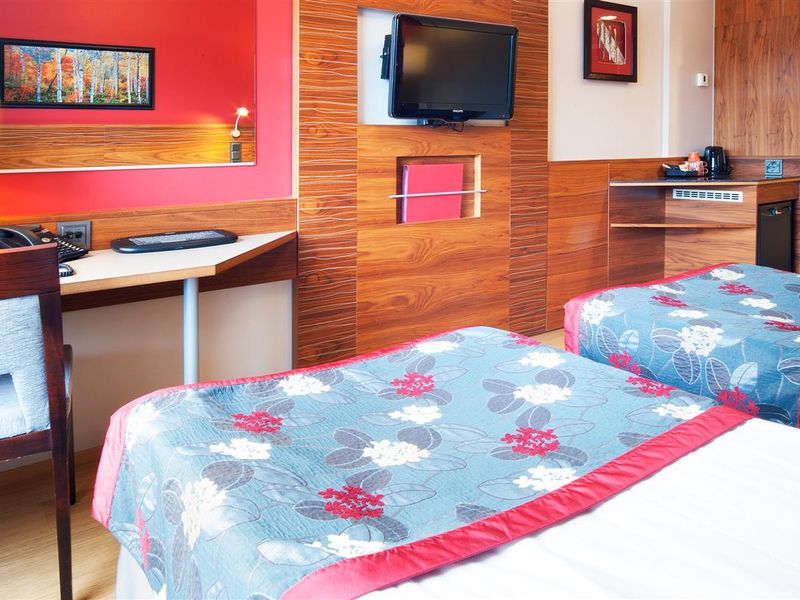 Hotel Photo 8