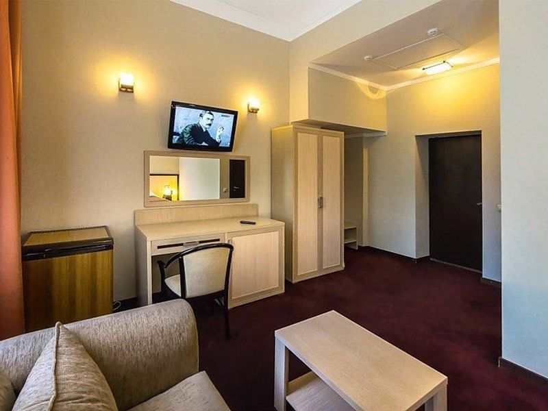 Hotel Photo 1