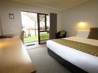 Hotel pic 555 Motel Dunedin