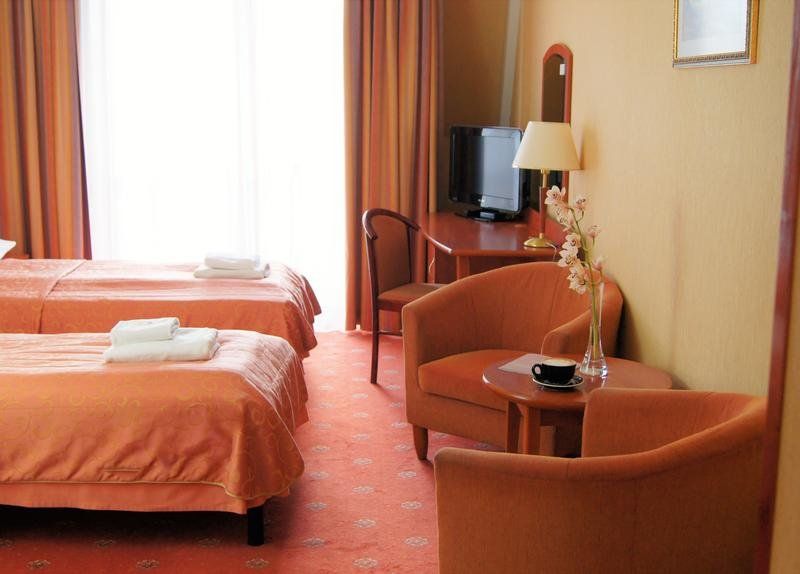 Hotel Photo 1