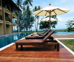 Lanta Pura Beach Resort Lanta Island Thailand