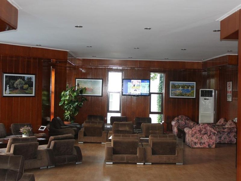 Hotel Photo 8