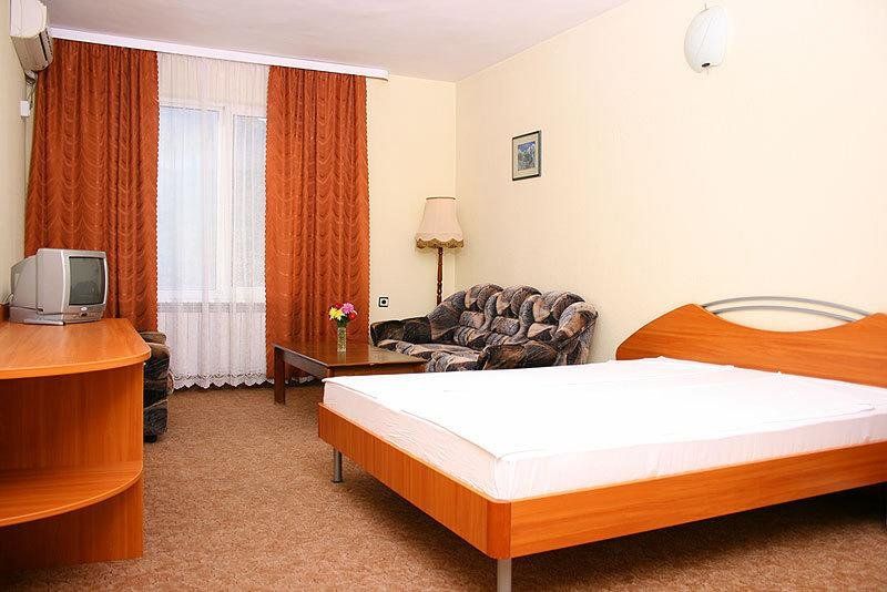Hotel Photo 1