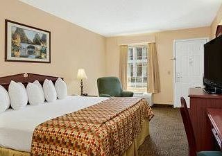 Hotel pic Baymont by Wyndham Brunswick GA