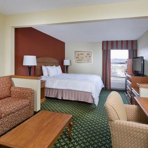 Photo of Hampton Inn Akron-Fairlawn