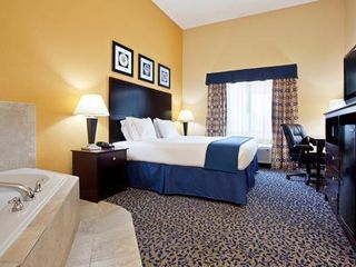 Hotel pic Holiday Inn Express Hotel and Suites Akron South-Airport Area, an IHG 