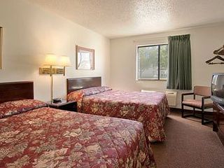Hotel pic Super 8 by Wyndham Champaign