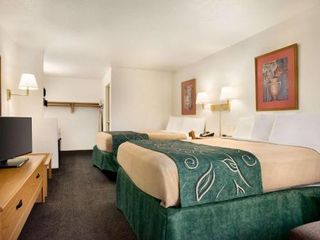 Hotel pic Travelodge by Wyndham Cheyenne