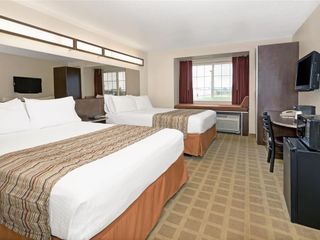 Фото отеля Microtel Inn & Suites Cheyenne