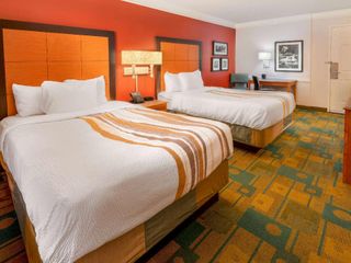 Hotel pic La Quinta Inn by Wyndham Cheyenne