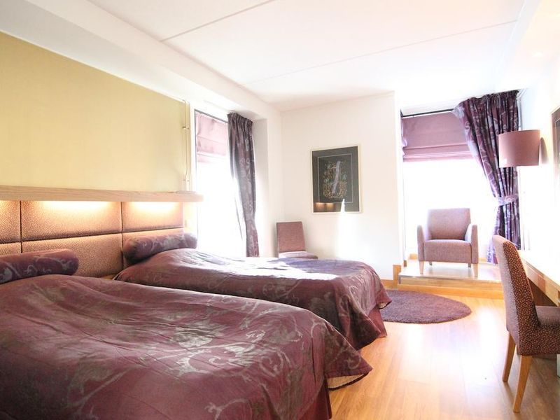 Hotel Photo 6