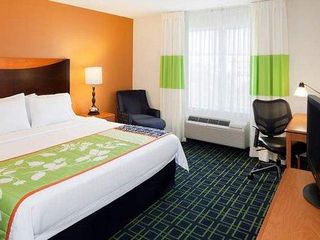 Фото отеля Country Inn & Suites by Radisson, Fayetteville I-95, NC