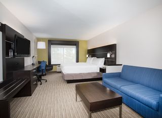 Фото отеля Holiday Inn Express Hotel & Suites Fort Collins, an IHG Hotel